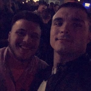 Meet your Posher, Lawrence